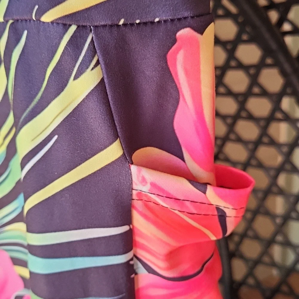 NWOT Tropical Skort - Picture 4 of 8